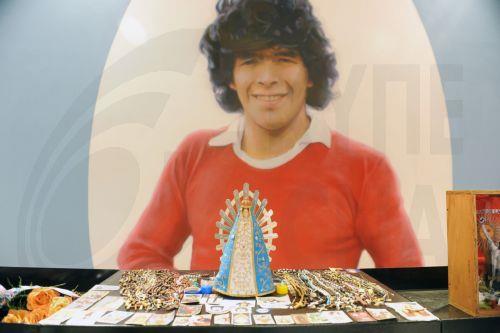 Θέμα των δικαιωμάτων εικόνας του Μαραντόνα ξέσπασε στη δίκη για το θάνατό του