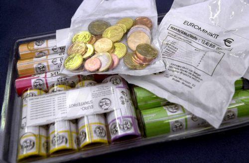 Η Βουλγαρία πληροί τα κριτήρια ένταξης στο ευρώ την 1/1/26, λέει έκθεση Κομισιόν