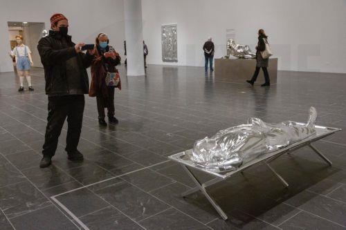 Πρώην φύλακας Μουσείου αναδεικνύει σε θεατρικό έργο τη δύναμη της τέχνης να μεταμορφώνει