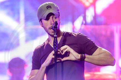 Ενρίκε Ιγκλέσιας και Άννα Κουρνίκοβα περιμένουν το τέταρτο παιδί τους