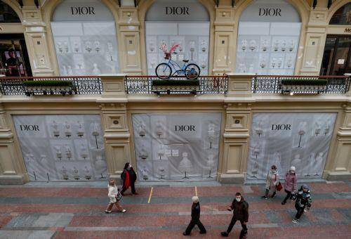 O Dior επέλεξε τη Villa Albani Torlonia στη Ρώμη για την επίδειξη της cruise συλλογής του