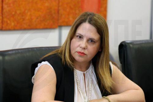 Τις διαχρονικές διακρίσεις για τις γυναίκες στην εργασία και την κοινωνία παρουσίασε η Επίτροπος Διοικήσεως