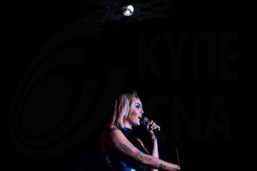 Η Μάιλι Σάιρους συνεισφέρει με ένα τραγούδι στη νέα ταινία της σειράς «Avatar»