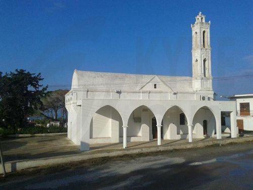 Θεία λειτουργία στην κατεχόμενη Αγία Τριάδα στις 9 Ιουνίου