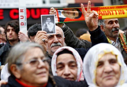 Ο τουρκικός στρατός θα συνεχίσει τις επιχειρήσεις εναντίον PKK, λέει το τουρκικό ΥΠΑΜ