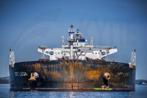 H Ουκρανία λέεει ότι έπληξε τον ρωσικό τερματικό σταθμό πετρελαίου Ουστ –Λουγκά