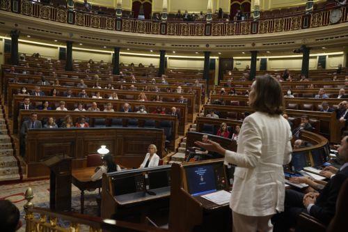 Εγκρίθηκε το νομοθετικό διάταγμα για τα μέτρα εξοικονόμησης ενέργειας στην Ισπανία