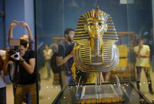 Στα εγκαίνια του Μεγάλου Αιγυπτιακού Μουσείου στο Κάιρο ο Πρόεδρος