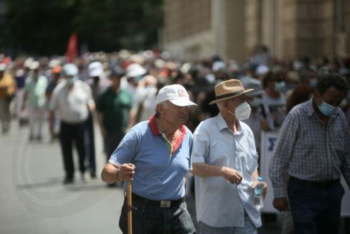 Πασχαλινό επίδομα €190 σε κάθε χαμηλοσυνταξιούχο στις 12 Απριλίου