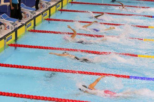 350den fazla yüzücü Limasoldaki olimpik yüzme havuzunda gerçekleşecek bir seminere katılacak