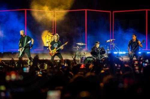 Στους ρυθμούς των Metallica “χτύπησε” η Γη στο ΟΑΚΑ