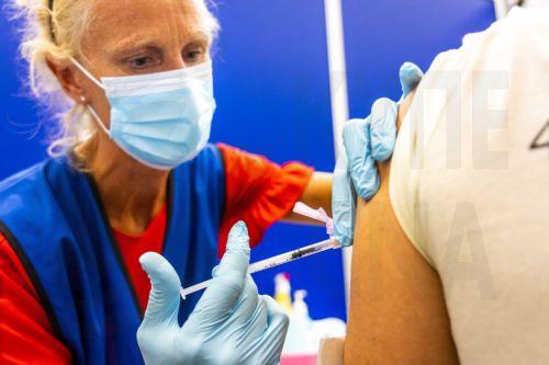Συστάσεις ΕΜΑ για ενδοδερμικές δόσεις για την ευλογιά των πιθήκων μπορούν να πενταπλασιάσουν τους εμβολιασμούς, λέει η Κυριακίδου