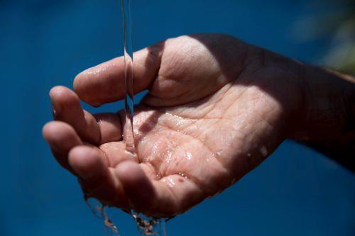 Προχωρά η εγκατάσταση κινητής μονάδας αφαλάτωσης στα Πότιμα, λέει ο ΓΔ Υπ. Γεωργίας