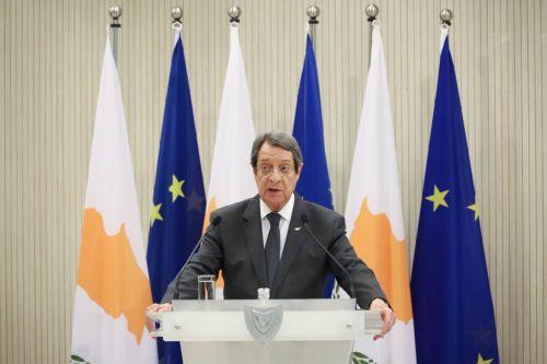 Στην Πράγα για την Ευρωπαϊκή Πολιτική Κοινότητα και την Άτυπη Σύνοδο Κορυφής του Ευρωπαϊκού Συμβουλίου ο Πρόεδρος