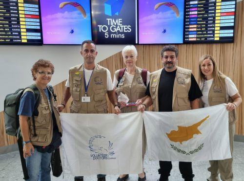 Για τη Ζιμπάμπουε αναχώρησε ανθρωπιστική αποστολή της οργάνωσης Εθελοντές Γιατροί-Κύπρος