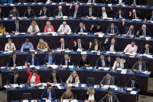 European Parliament adopts new rules on adequate minimum wages for all workers in the EU