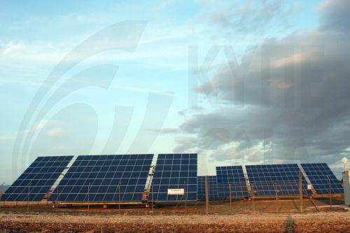 Παράταση σχεδίου παραγωγής ενέργειας από ΑΠΕ για ιδία κατανάλωση, λέει το Υπ. Ενέργειας