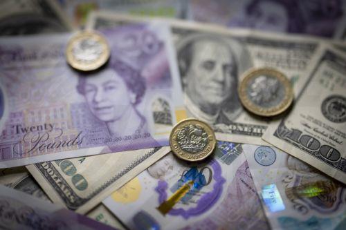 Σε ψηλό επταμήνου η στερλίνα έναντι του δολαρίου
