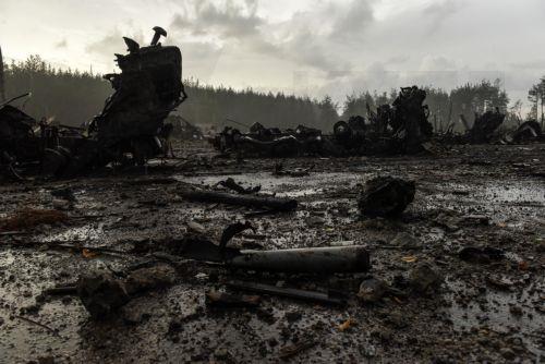 Eντοπίστηκαν 20 πτώματα στη βορειανατολική Ουκρανία ύστερα από επίθεση, δήλωσε ο τοπικός κυβερνήτης