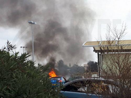 Φωτιά σε όχημα ενοικιάσεως στη Λευκωσία