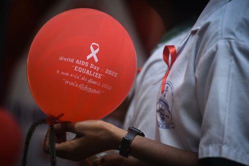 Εφικτός ο στόχος τερματισμού του HIV/AIDS αναφέρει η Κίνηση Συμπαράστασης
