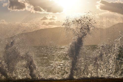 Ανεμοδαρμένη θα είναι η Πρωτοχρονιά του 2026 σύμφωνα με Τμήμα Μετεωρολογίας