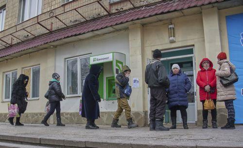 Περίπου 300.000 Ουκρανοί έχουν πλέον διαβατήρια Ρωσίας