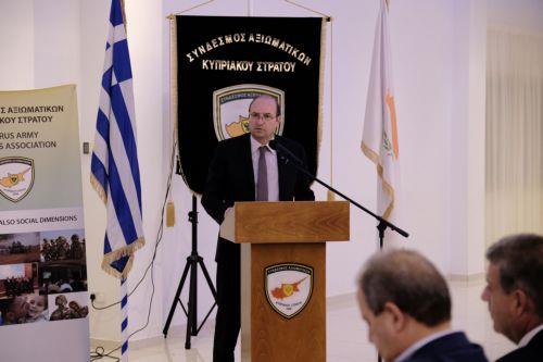 Savunma Bakanı: Kıbrıs Cumhuriyeti , Türk tehditlerine karşı ikili ve üçlü iş birliği ittifakları kuruyor