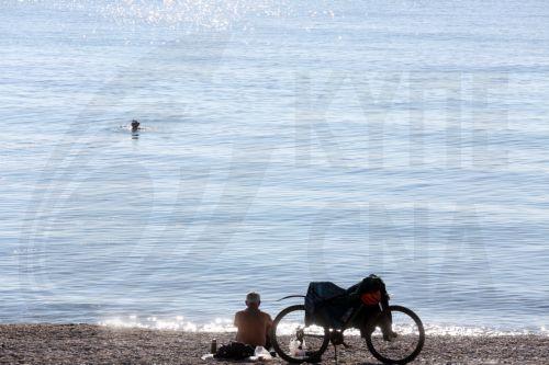 Αίθριος ο καιρός με άνοδο θερμοκρασίας μέχρι την Πέμπτη, σκόνη στην ατμόσφαιρα, βροχές προς Σ/κ