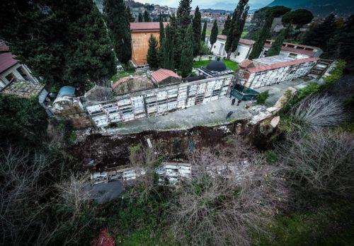 Tην έκλεισαν σε τάφο για λόγους εκδίκησης και βρέθηκε ζωντανή έπειτα από 10 ώρες