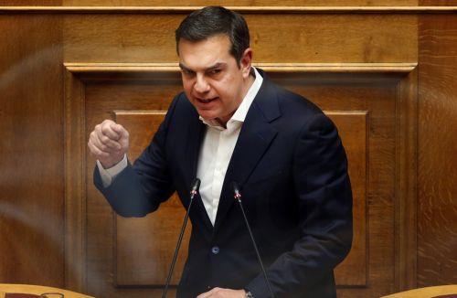 Θεσμική και συνταγματική εκτροπή η υπόθεση των παρακολουθήσεων, είπε ο Αλέξης Τσίπρας