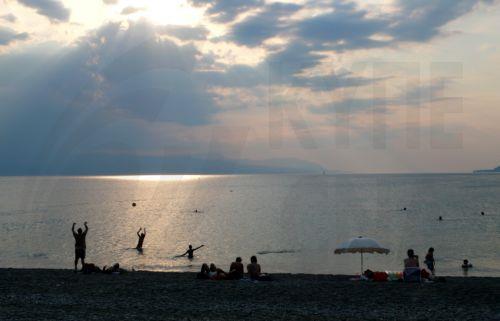 Στις υπηρεσίες που προσφέρονται στις παραλίες του, αναφέρεται ο Δήμος Π. Χρυσοχούς