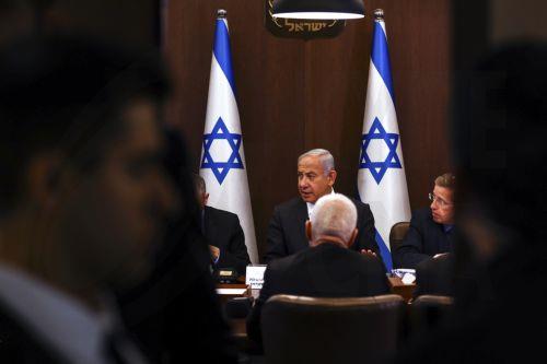 Συνομιλίες με τον Γάλλο Πρόεδρο έχει την Πέμπτη στο Παρίσι ο Βενιαμίν Νετανιάχου