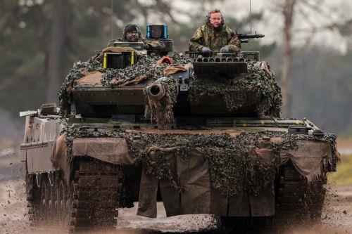 Το 52% των Γερμανών συναινεί στην αποστολή Leopard στην Ουκρανία  αλλά το 39% διαφωνεί, σύμφωνα με δημοσκόπηση
