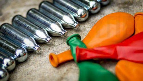 Τρεις χιλιάδες κιλά από «αέριο γέλιου» κατασχέθηκαν σε επιχείρηση στη Λεμεσό