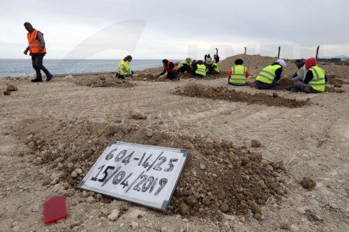Βαθιά ανθρωπιστική πληγή η αναζήτηση απαντήσεων για αγνοούμενους είπε η ΠτΒ