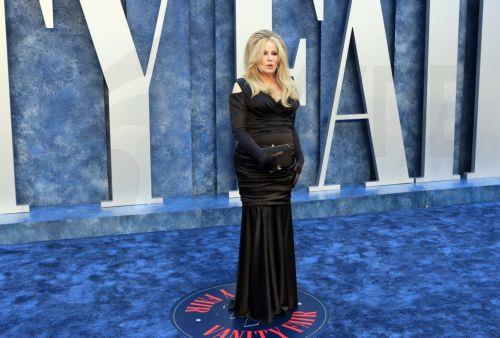 «The Watcher»: Η Τζένιφερ Κούλιτζ επιστρέφει στη 2η σεζόν της σειράς του Netflix