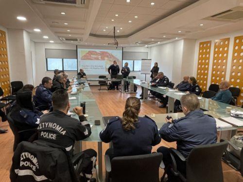 Την πρόταση νόμου για ασφάλιση αστυνομικών και πυροσβεστών χαιρετίζουν οι ΣΑΚ και ΣΥΠΥΚ