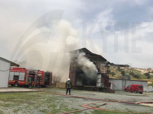 Διαχειρίσιμη η πυρκαγιά κοντά στο οδόφραγμα Αστρομερίτη