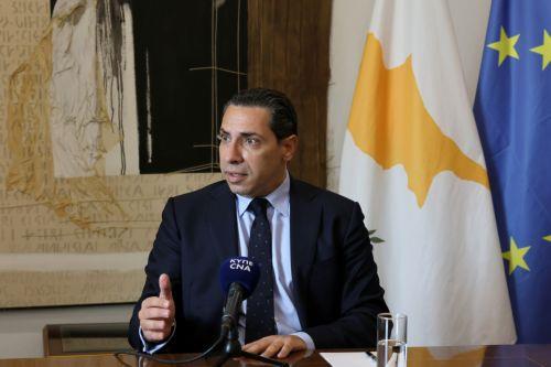 Διμερείς σχέσεις και περιφερειακές εξελίξεις συζήτησαν ΥΠΕΞ Κύπρου - ΗΑΕ