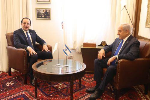 Cyprus President holds phone conversation with Israeli Premier