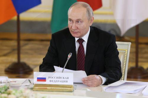 Ικανοποίηση Πούτιν για αντιαεροπορική άμυνα Μόσχας