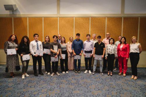 ΣΤΕΚ και KES College προσφέρουν 2 υποτροφίες για σπουδές στον τουρισμό