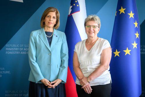 Στο Ίδρυμα Ογκολογίας της Λουμπλιάνα της Σλοβενίας η Επίτροπος Κυριακίδου