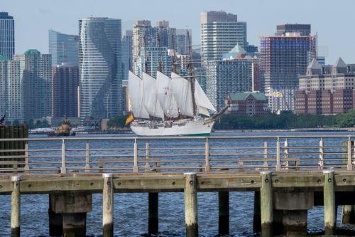 WTTC: Οι ΗΠΑ θα χάσουν $12,5 δισ. από τον τουρισμό το 2025 λόγω μεταναστευτικής πολιτικής Τράμπ