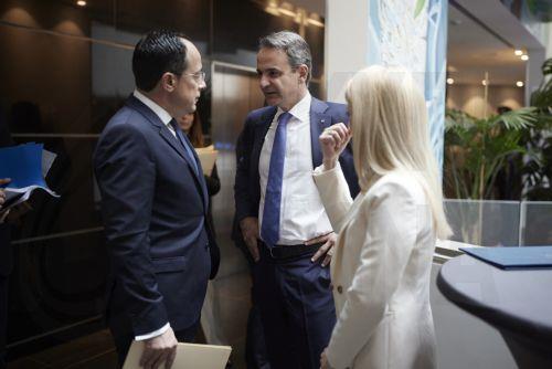 Στη Γρανάδα για Ευρωπαϊκή Πολιτική Κοινότητα και άτυπο Ευρωπαϊκό Συμβούλιο ο ΠτΔ