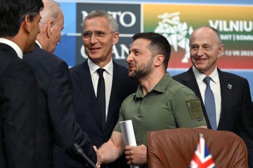 Οι Υπουργοί Άμυνας ΗΠΑ-Ουκρανίας συνομίλησαν εκ νέου