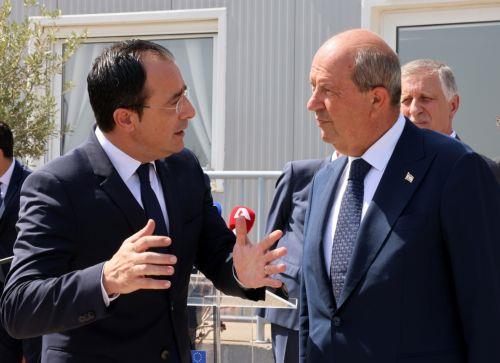 ΠτΔ και Τατάρ απόψε στη δεξίωση Κόλιν Στιούαρτ στο Λήδρα Πάλας