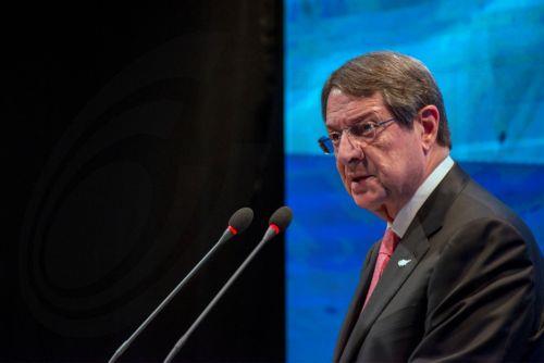 Την ευχή να βρίσκεται εν ζωή για να δει τα καραβάνια της επιστροφής, εξέφρασε ο ΠτΔ στην χοροεσπερίδα του Σωματείου Κορμακίτη