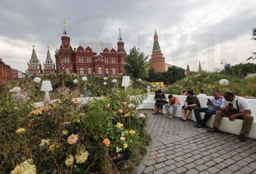 Η Ρωσία διατηρεί το βασικό της επιτόκιο στο 21%